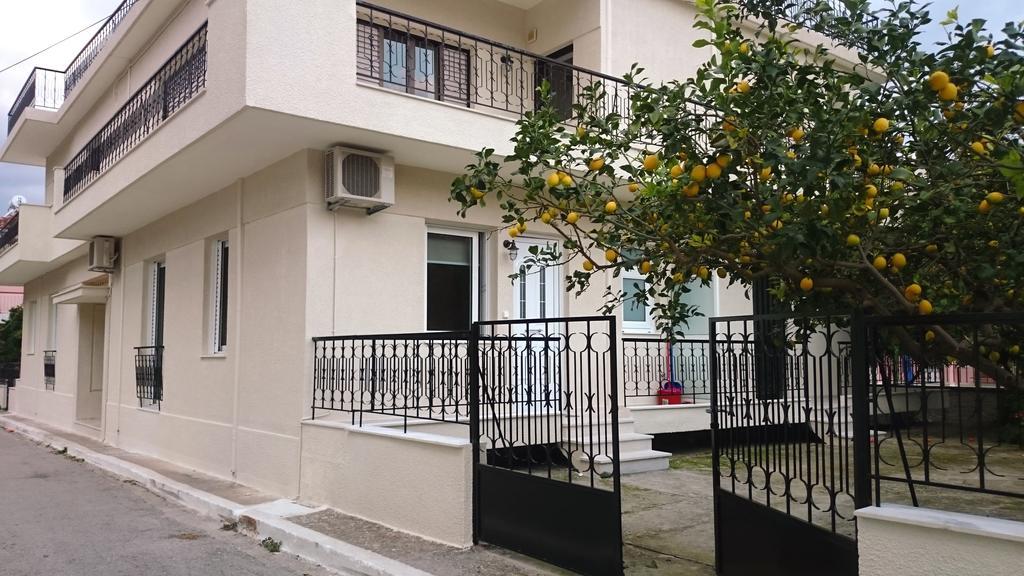 Eleni Apartment 萨米 外观 照片
